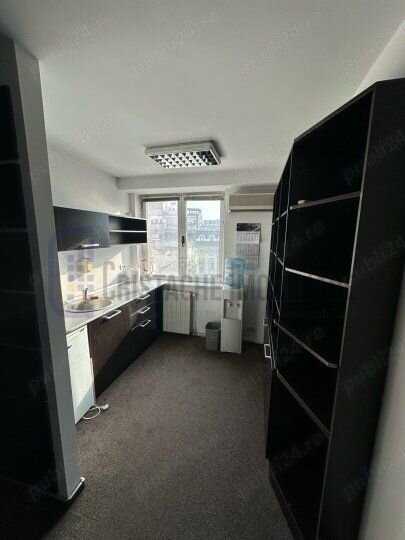 Natiunile Unite, birouri 4 camere, circular, complet mobilat,